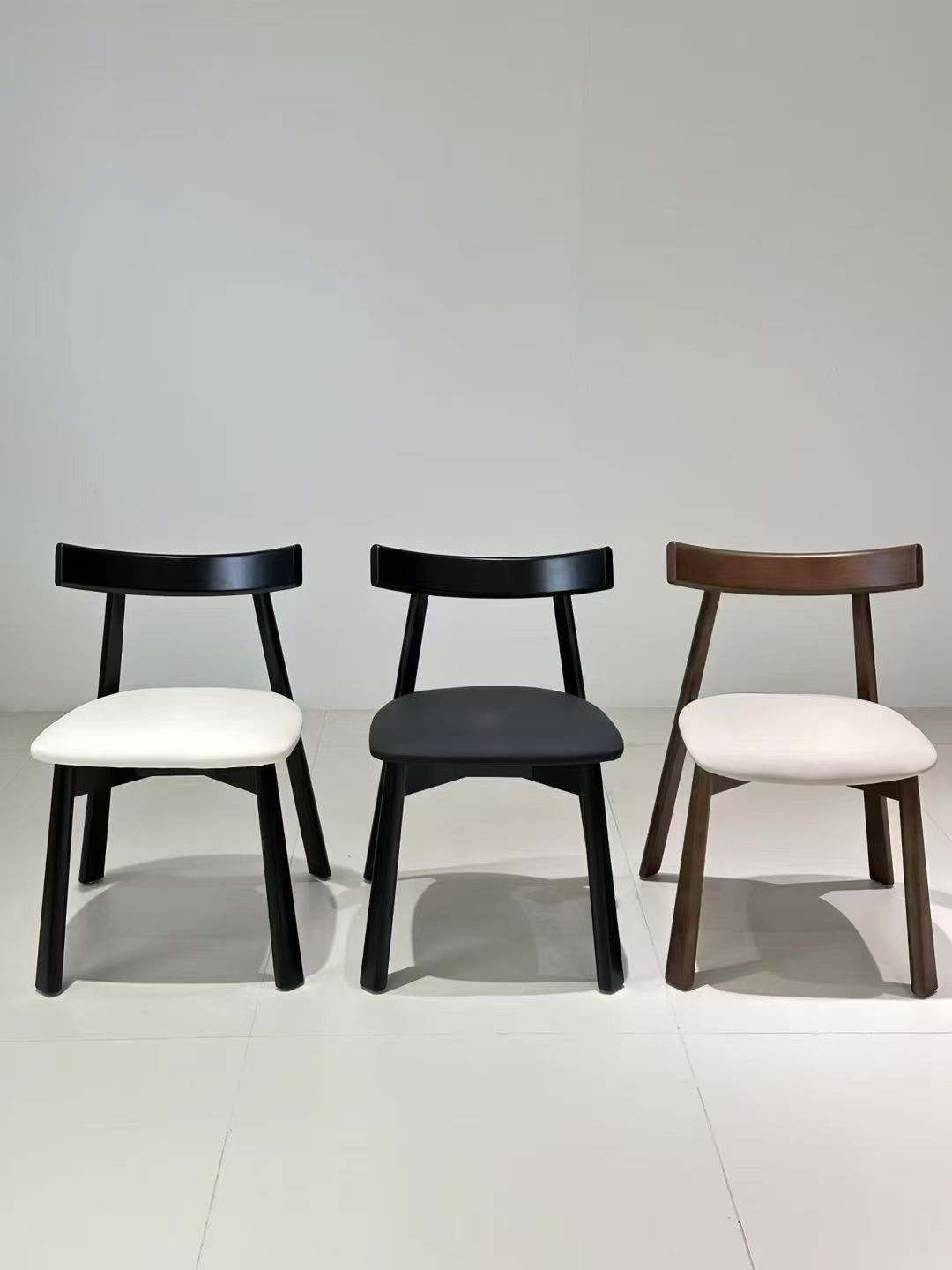 Chaise KÉZIA